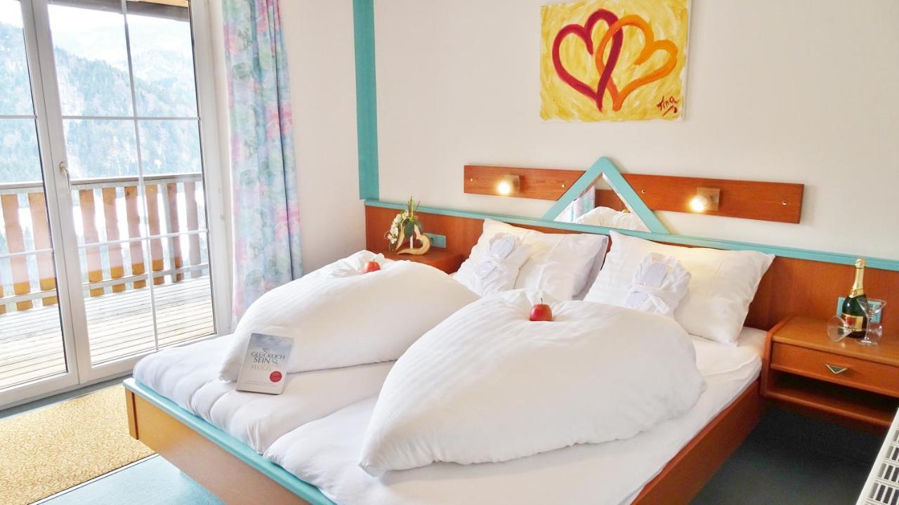 Motel Brunner Apartments & Zimmer Бад Айзенкапел Екстериор снимка